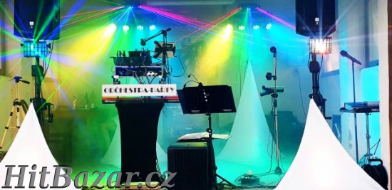 Dj + zpěvačka - hudební skupina na svatbu