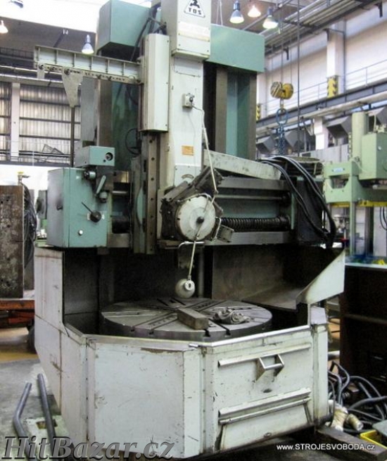 Soustruh svislý jednostojanový SKJ 12 A.